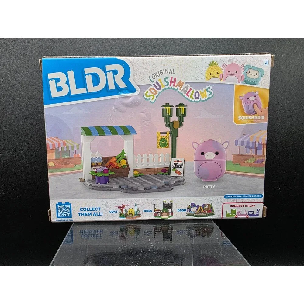 Squishmallows BLDR Original Pattys Farmers Market Building Set - 136 Pieces